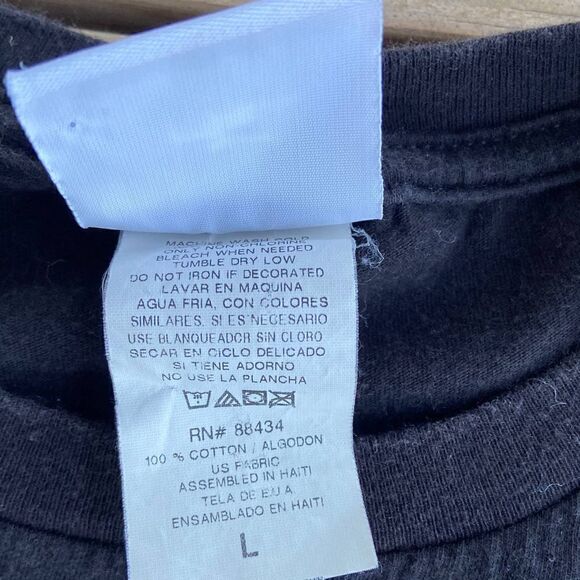 Hard Rock Hotel San Diego Classic Rock N Roll Love All, Serve All Black Tee L - Picture 4 of 4